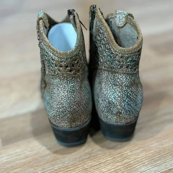 Circle G Embroidered Ankle Boots NWOT - Picture 2 of 6